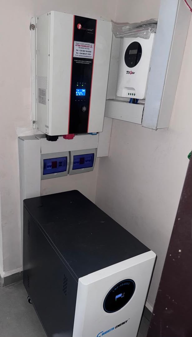 10kVA Heavy-Duty Hybrid Inverter + 20kWh High-Capacity LiFePO4 System